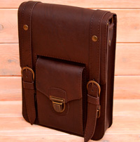 Оригинальная коричневая сумка