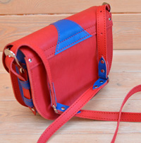 Позитивная сине-красная женская сумочка