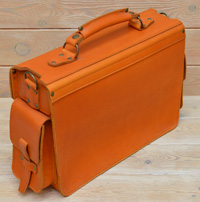 Оригинальный портфель апельсинового цвета