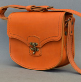 Женская апельсиновая сумочка