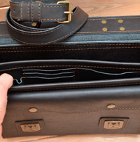 Классический черный кожаный портфель